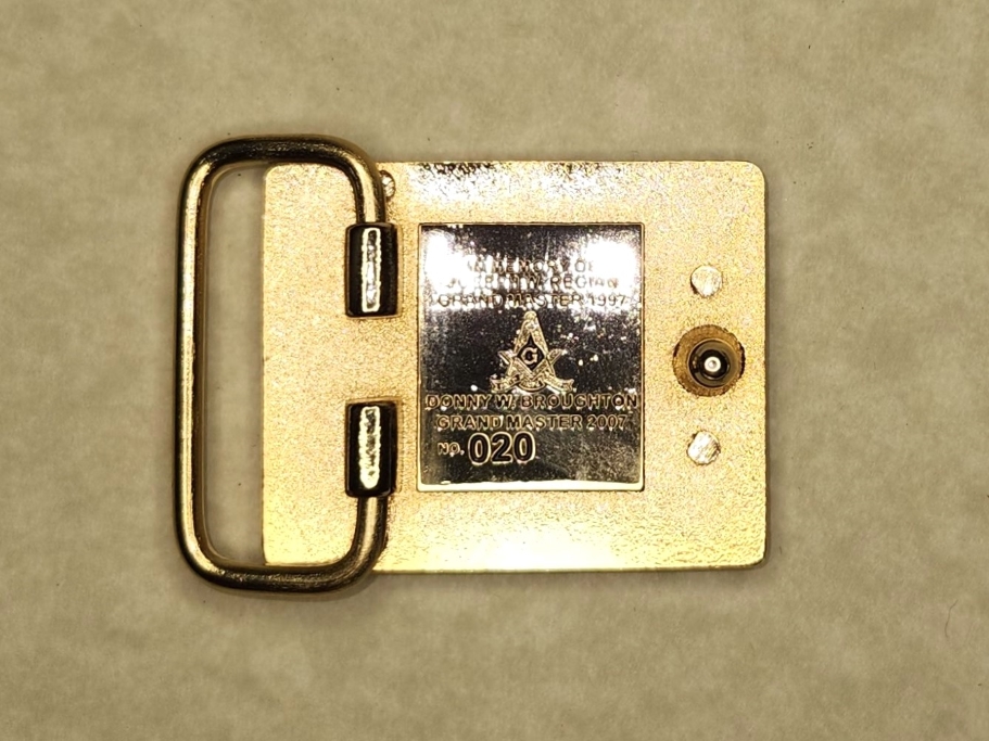 [Buckle Pic Missing] (Click here)